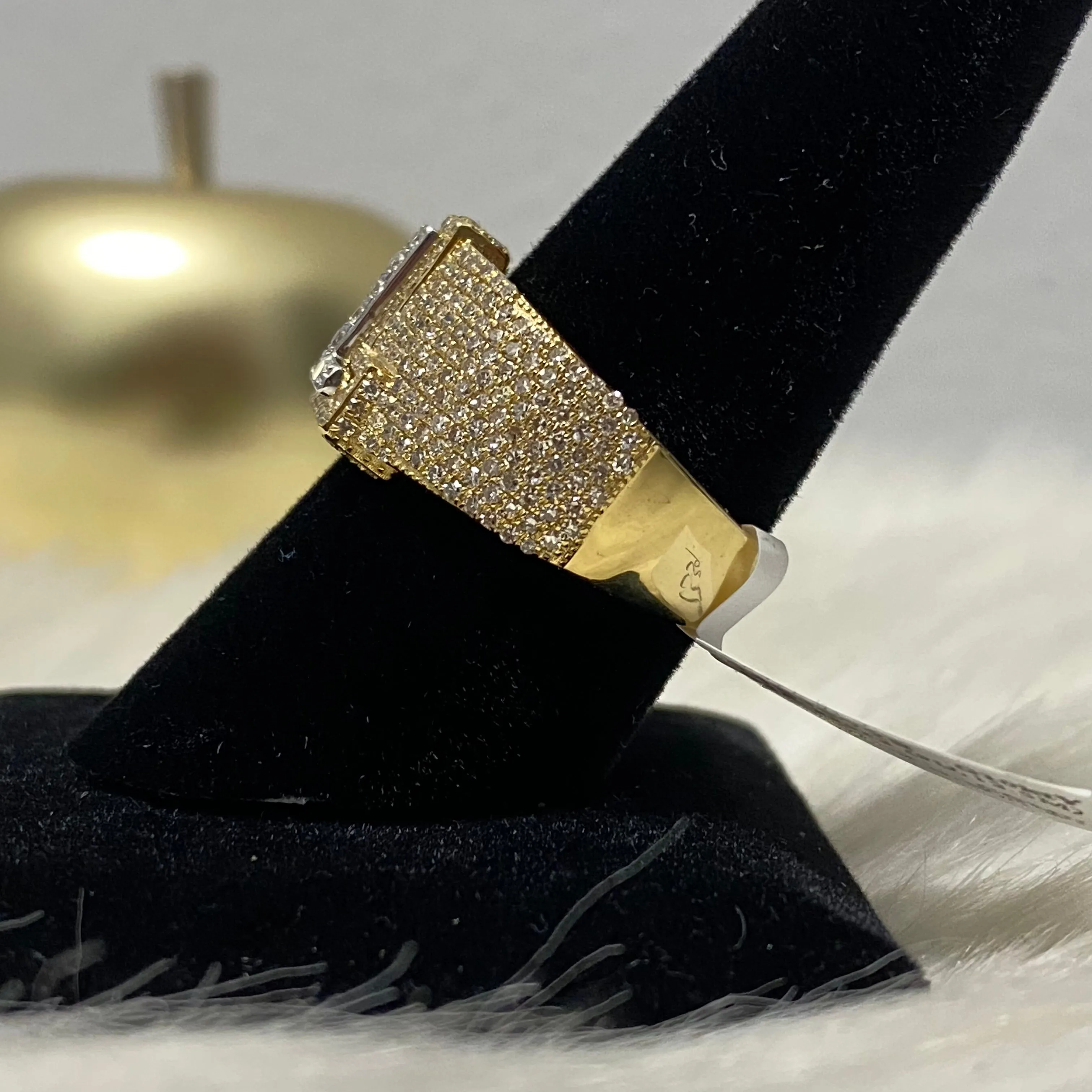 10K Yellow Gold Diamond Letter L Ring 1.47Ct Dia / 6.1gr / Size 9