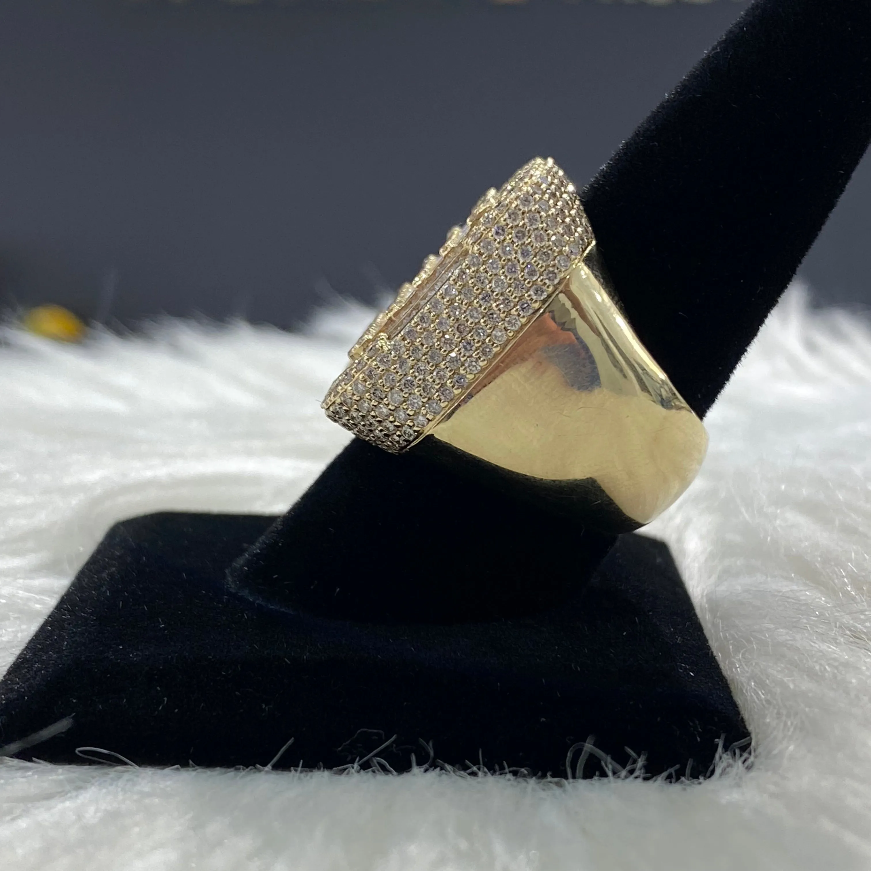 10K Yellow Gold Diamond Square Ring 4.65Ct Dia / 17.6gr / Size 9.5