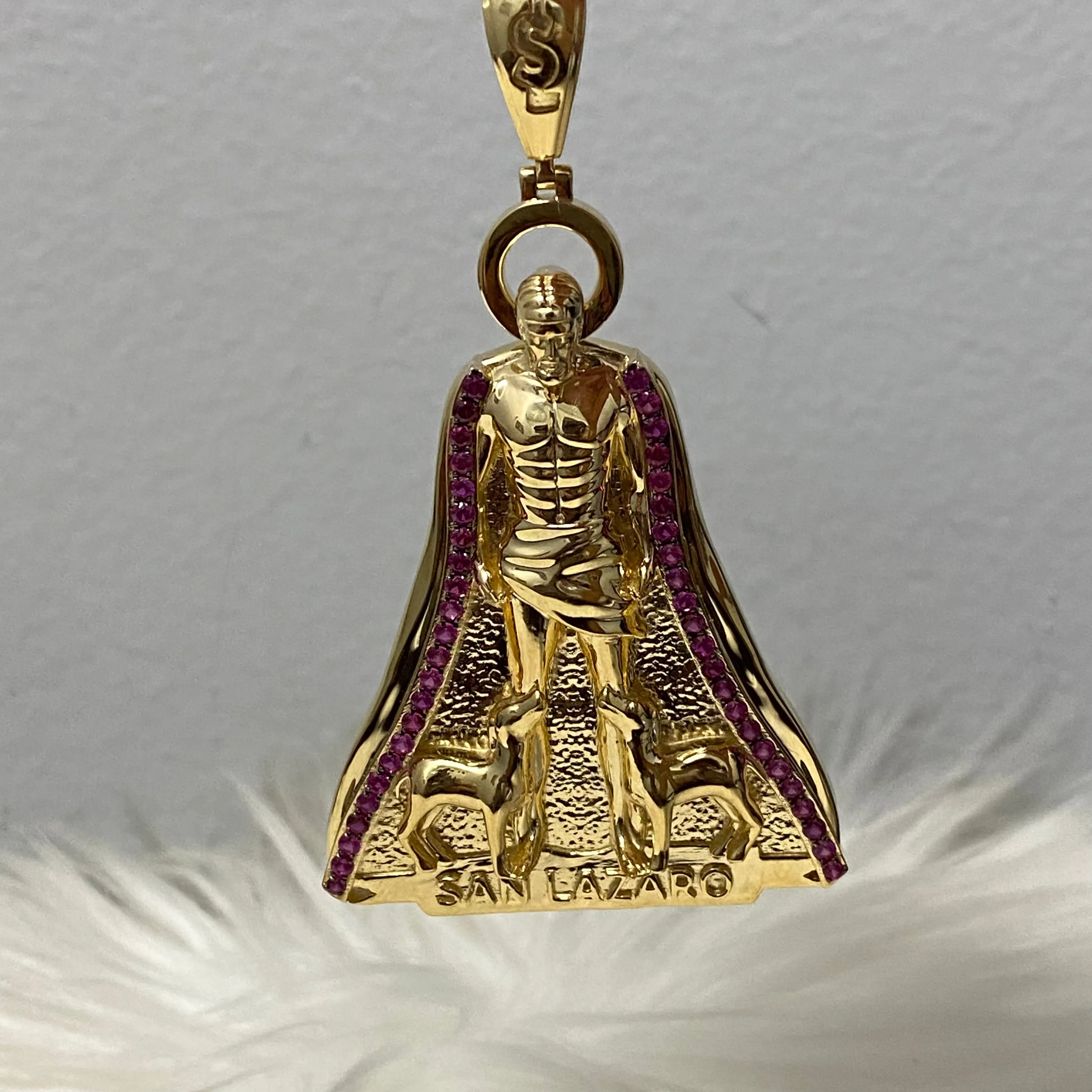 10K Yellow Gold San Lazaro Pendant / 2.44 Ruby / 25gr / 2.8in