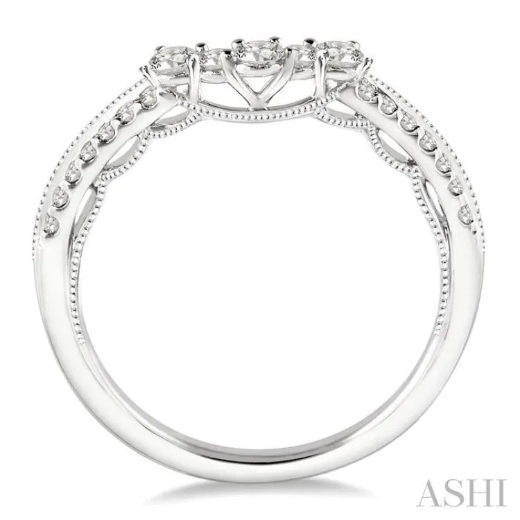 1/3 Ctw Round Cut Diamond Wedding Band in 14K White Gold