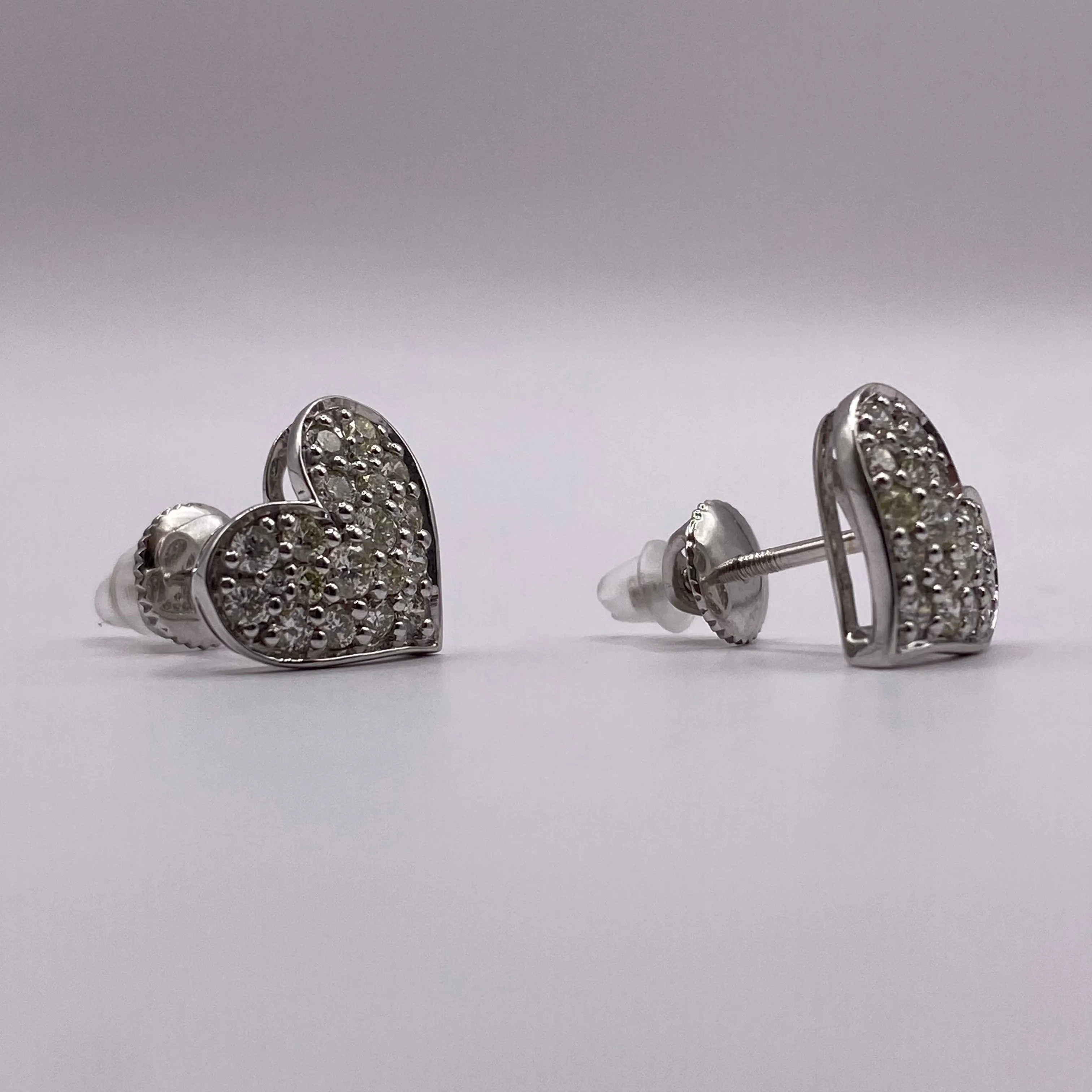 14K White Gold Daimond Heart Stud Earrings 1.07Ct / 3.1gr