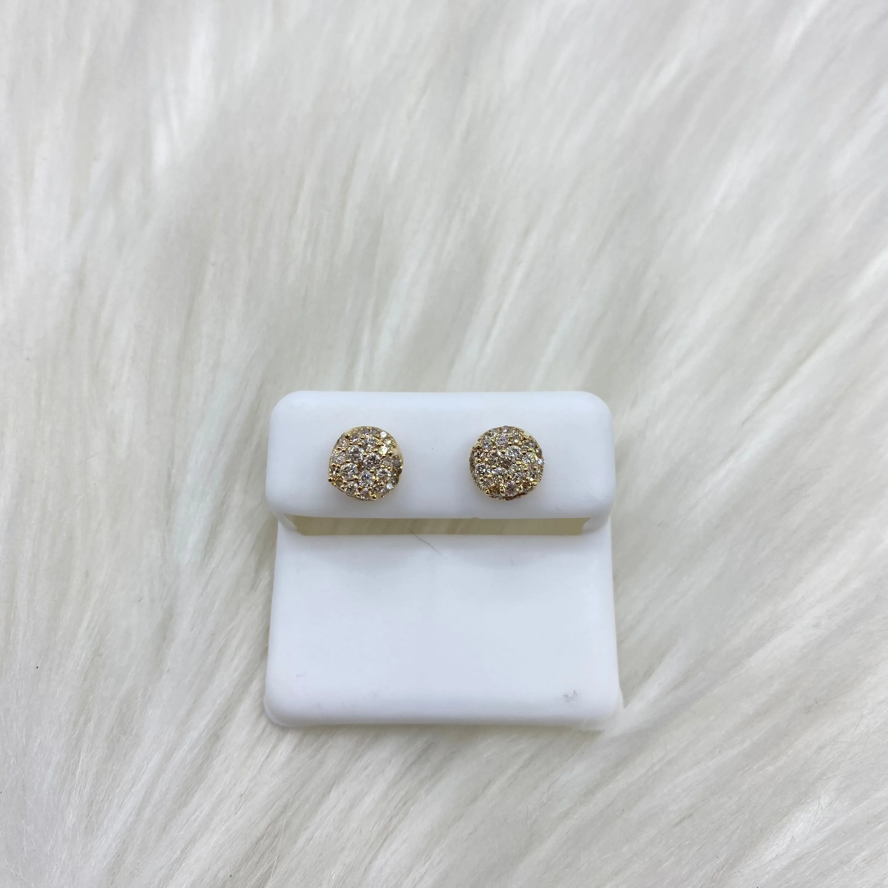 14K Yellow Gold Diamond Luxury Stud Earrings 0.92Ct Dia / 2.15gr