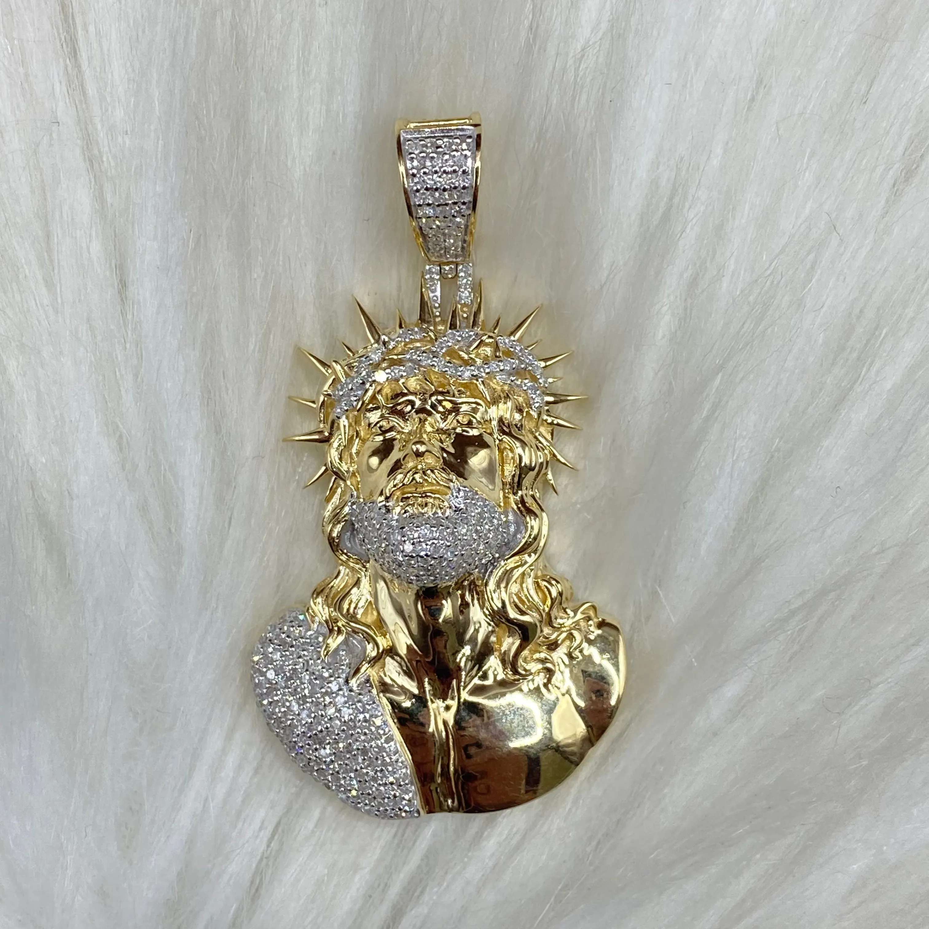 14K Yellow - White Gold Jesus Pendant 1.05Ct Dia / 11.3gr