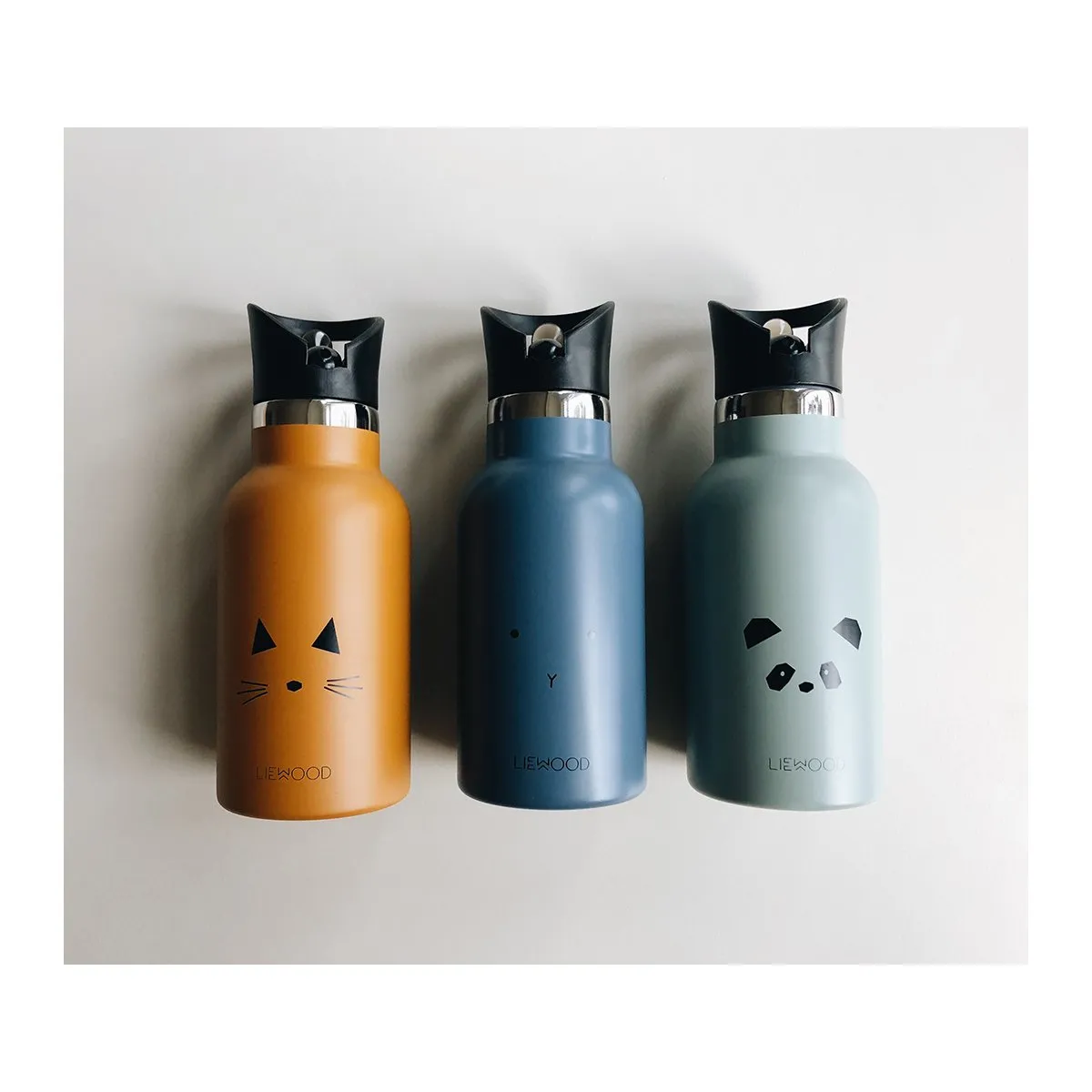 Anker Water Bottle - Panda dusty mint