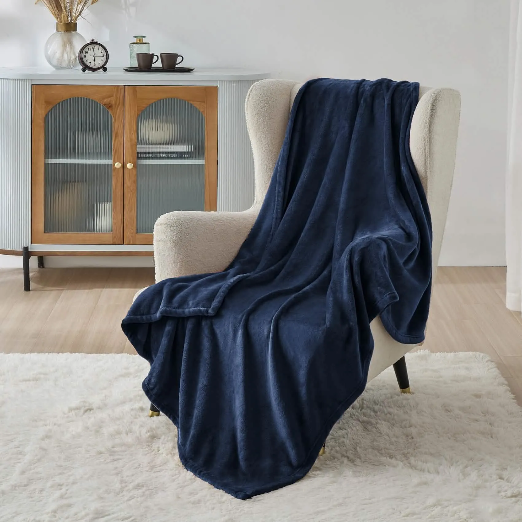 Bedsure Flannel Fleece Blanket 300gsm-2