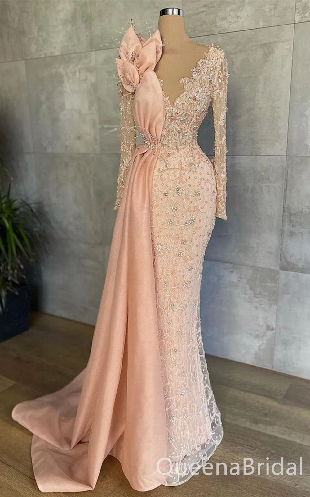 Blush Lace Appliques Plunging Beaded Long Sleeves Evening Gown Long Evening Party Prom Dresses  ,WGP1260