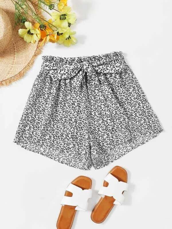 Ditsy Floral Paperbag Belted Shorts