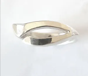 Flow Eye Ring