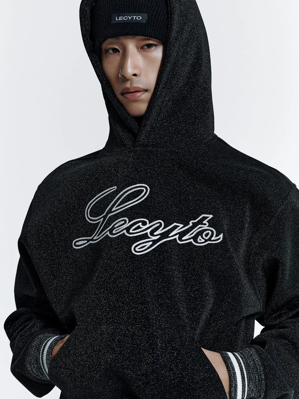 [LECYTO] FW 24 Shining Embossing Hood_(Black)