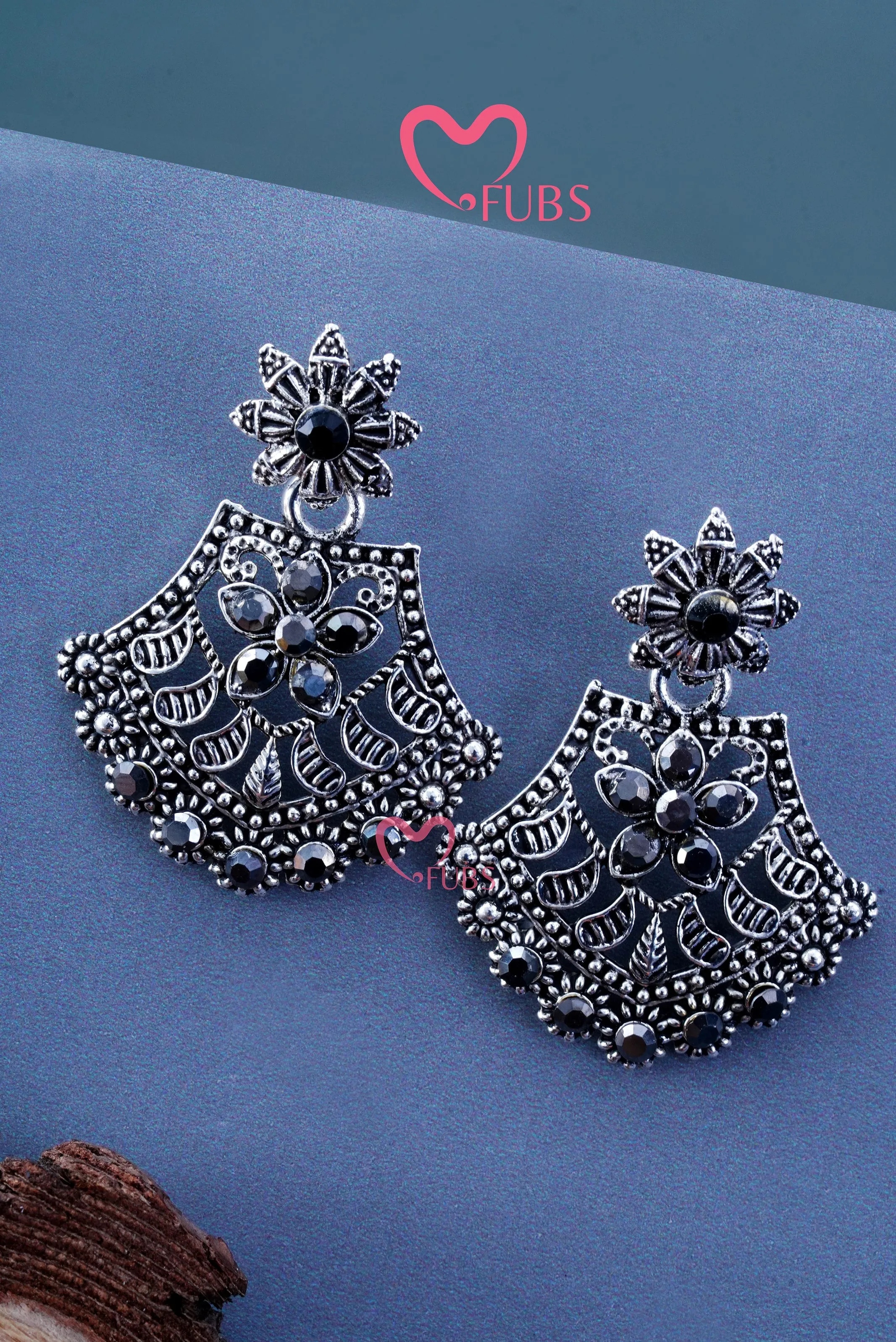 Oxidized Shining Black Stone  Earring