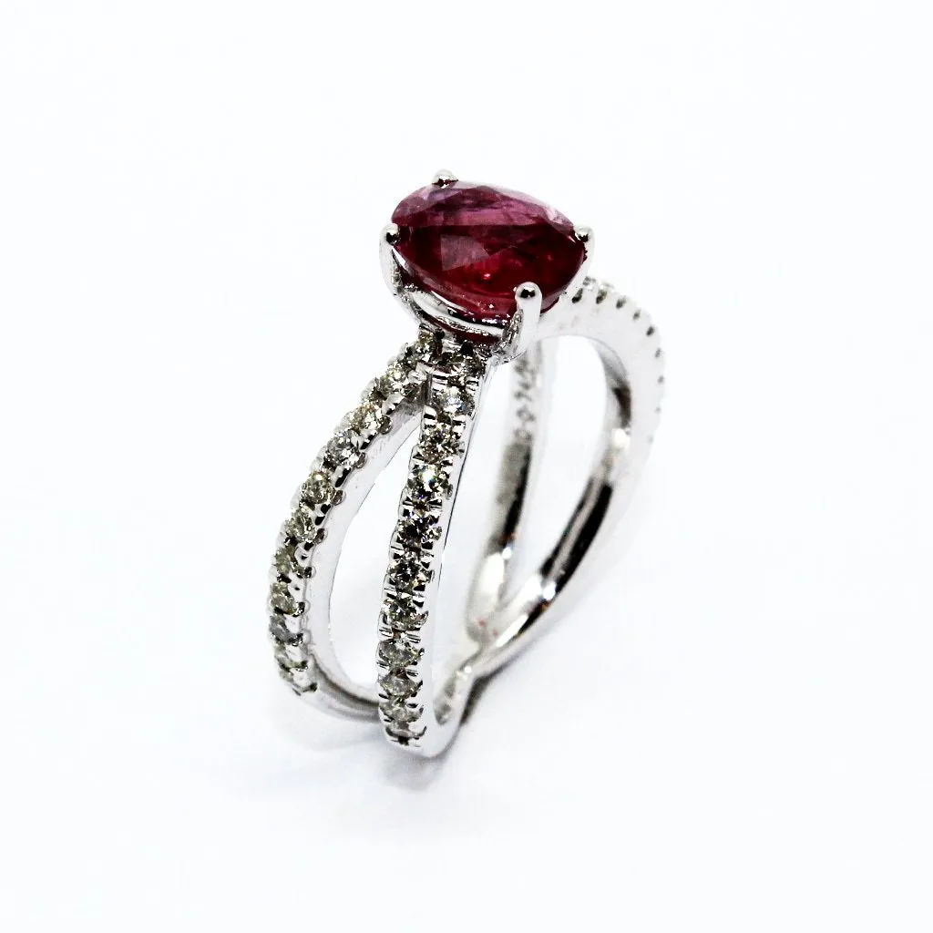 RUBY DIAMOND CROSS BAND RING AD NO.1619