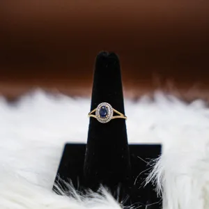 Sapphire Ring 14K Yellow Gold With Diamonds / 2gr / Size 7