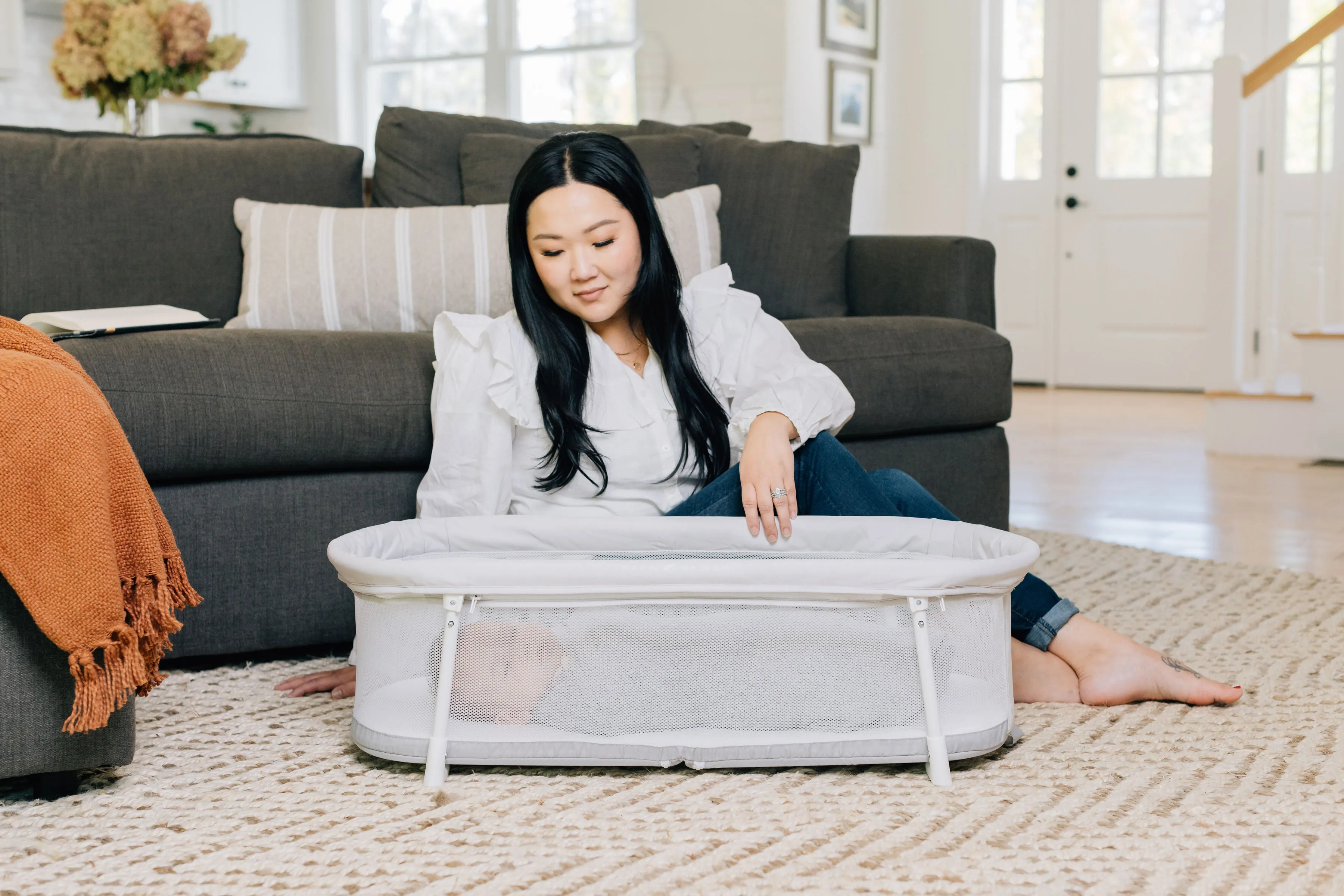 Snuggle Nest™ Portable Bassinet-Driftwood Grey