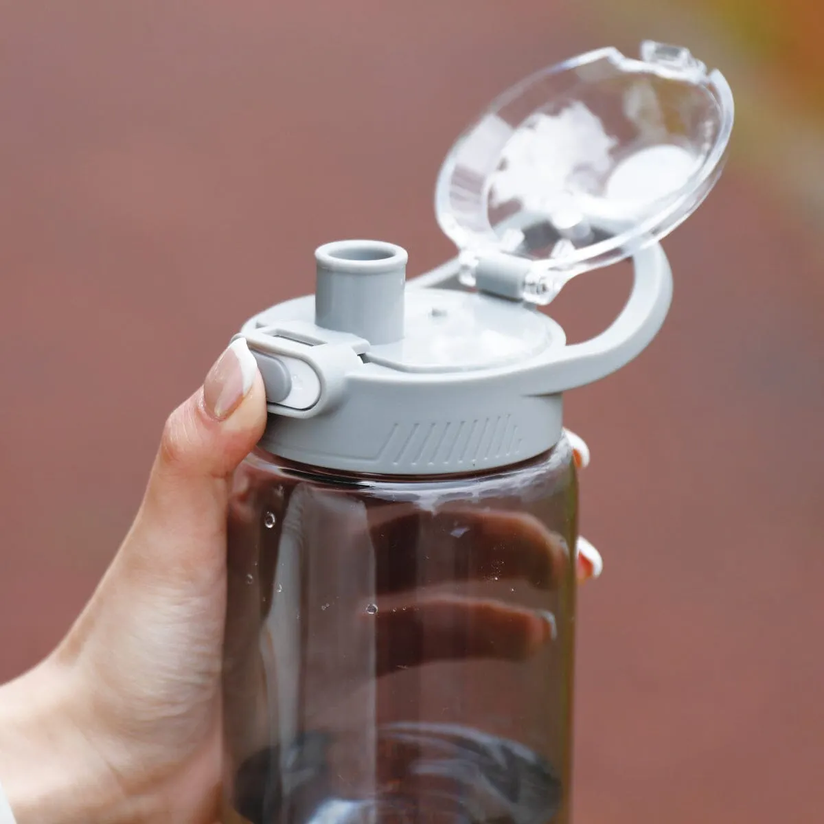 Track & Go Water Bottle Gray