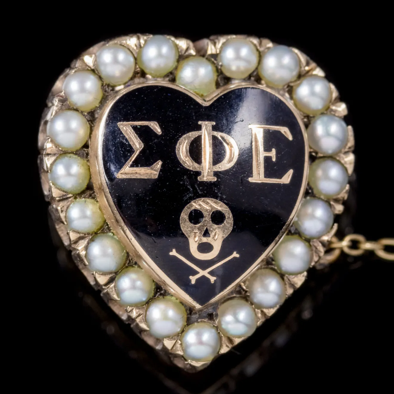 Vintage Sigma Phi Epsilon Fraternity Badge Pearl Heart Brooch 10ct Gold